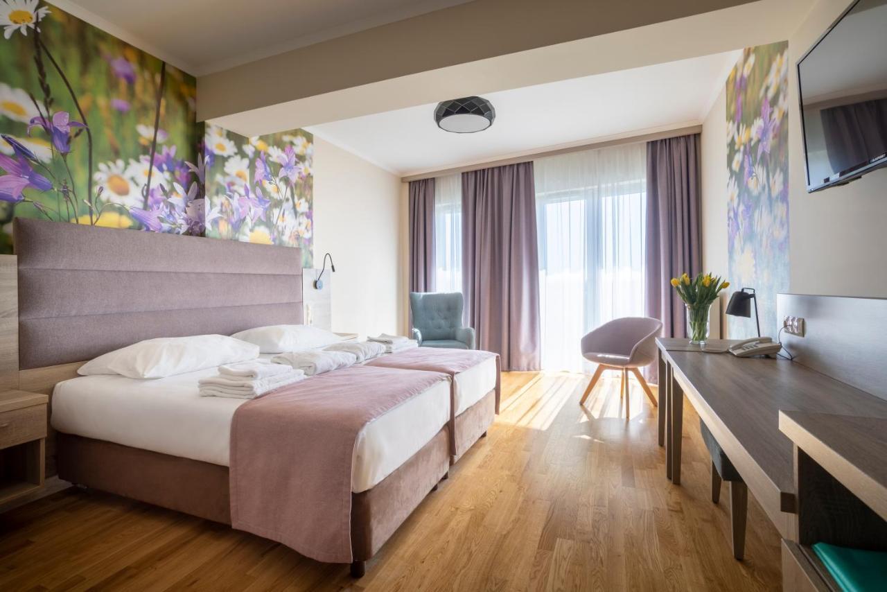 Terma Slowacki Resort Medical Spa Busko-Zdrój Extérieur photo