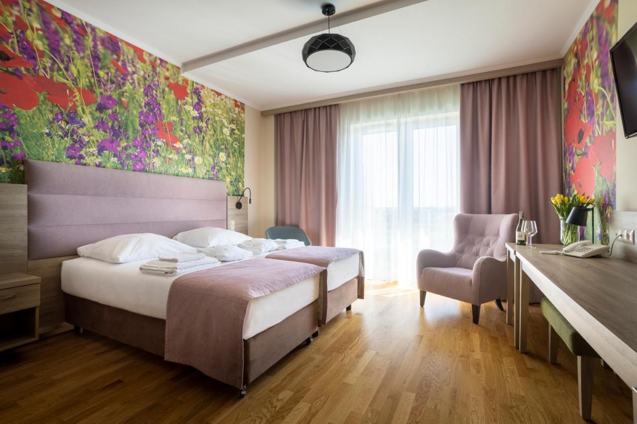 Terma Slowacki Resort Medical Spa Busko-Zdrój Extérieur photo